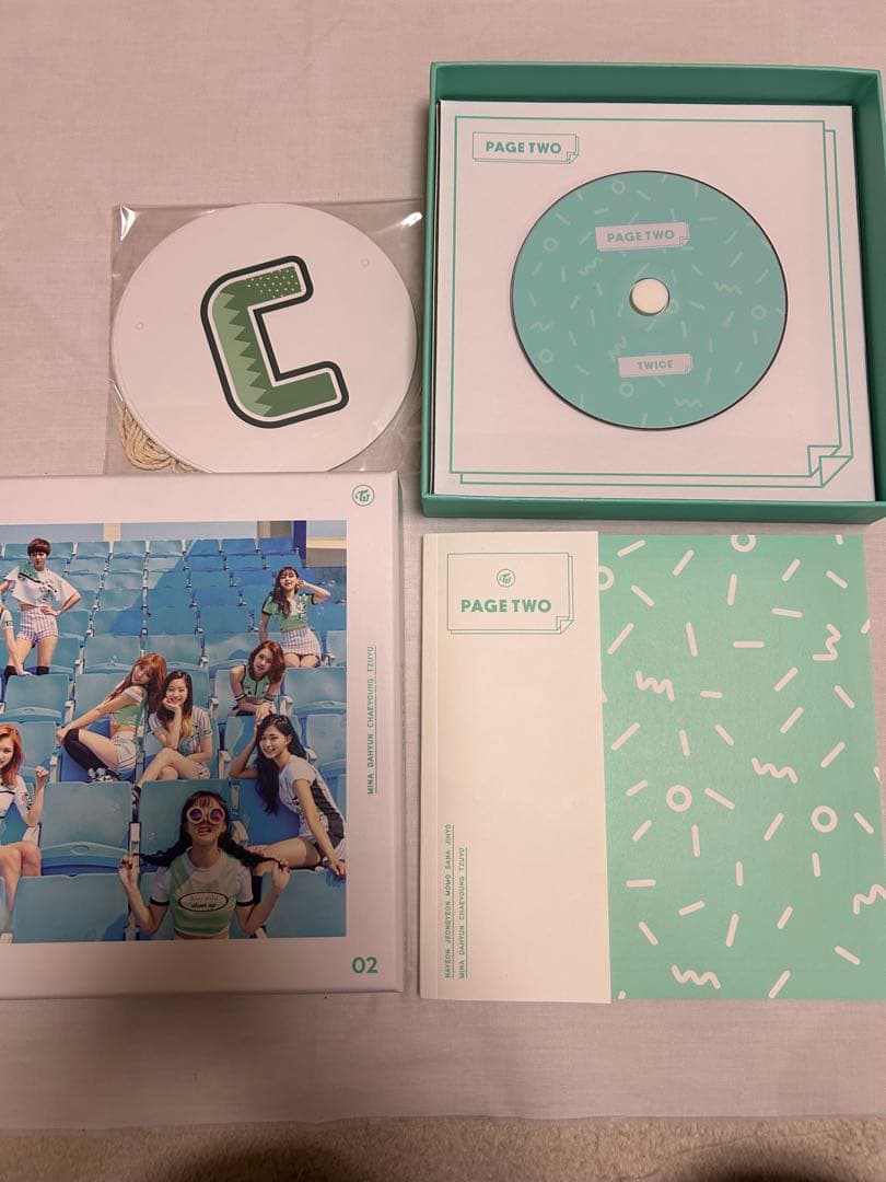 TWICEアルバム・雑誌セット