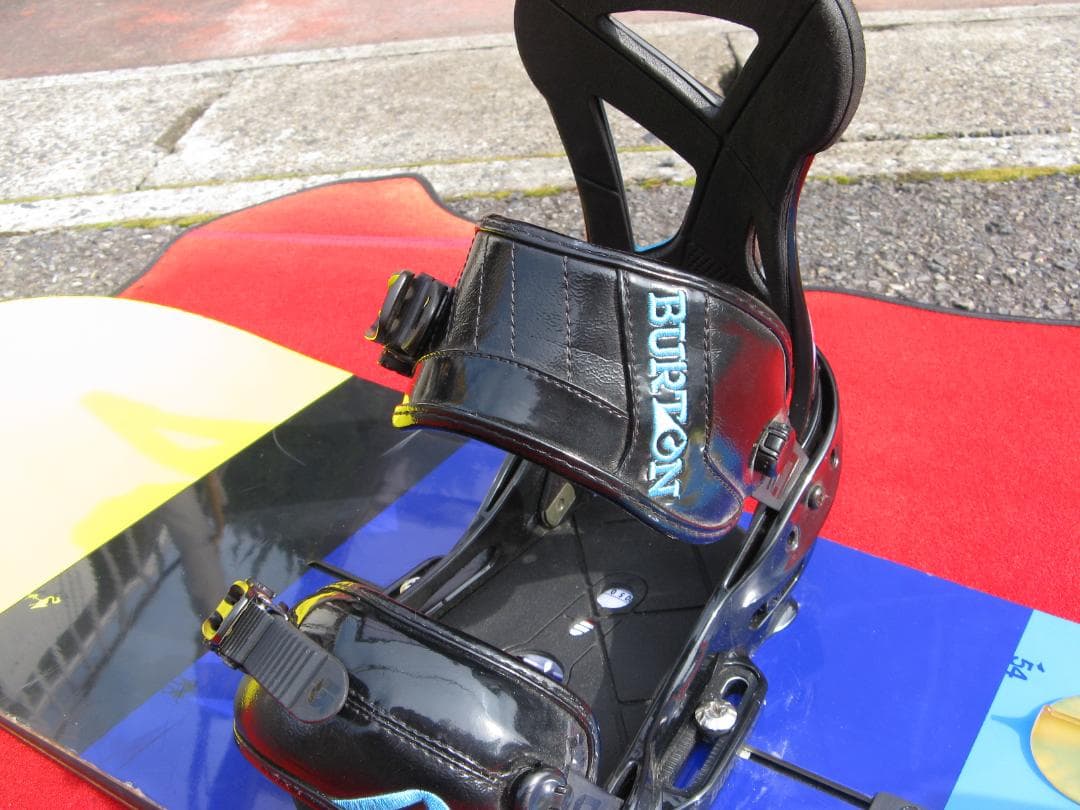 ★良品　BURTON　CUSTOM　１５４ｃｍ＆カスタムビンディング　Sサイズ★