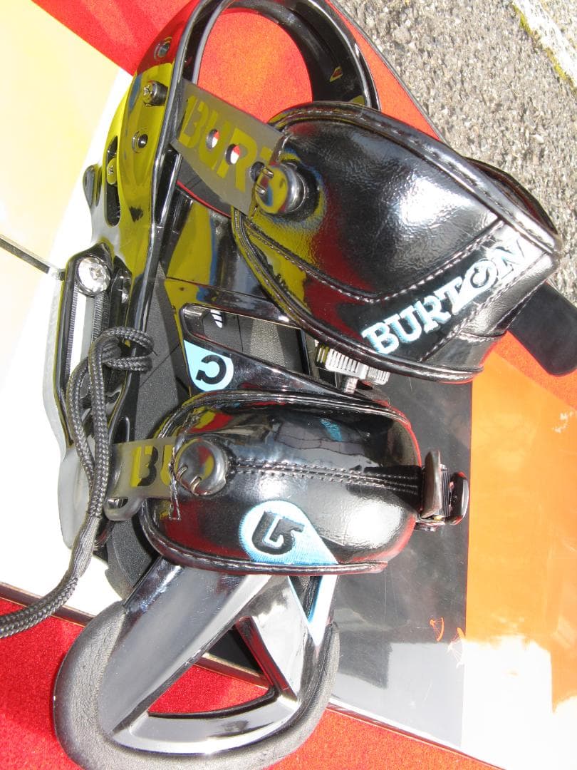 ★良品　BURTON　CUSTOM　１５４ｃｍ＆カスタムビンディング　Sサイズ★