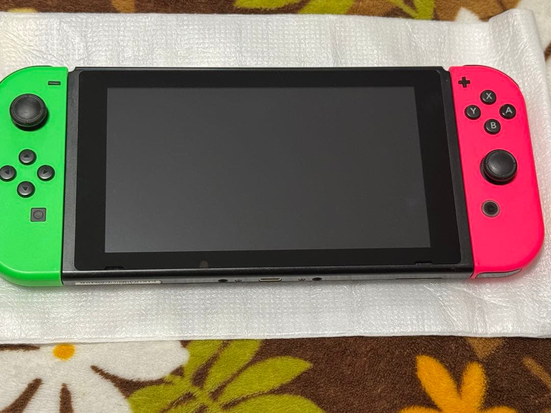 任天堂スイッチ　本体　スプラトゥーン2セット　スプラカラー　Splatoon