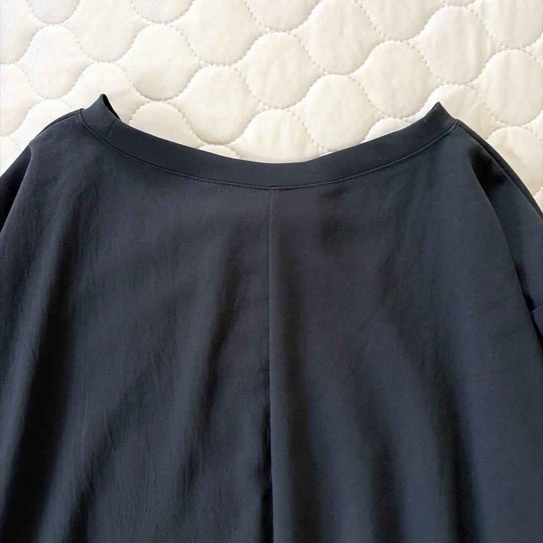 【美品】BEARDSLEY 後ろドレープTブラウス　ダークグレー FREEサイズ