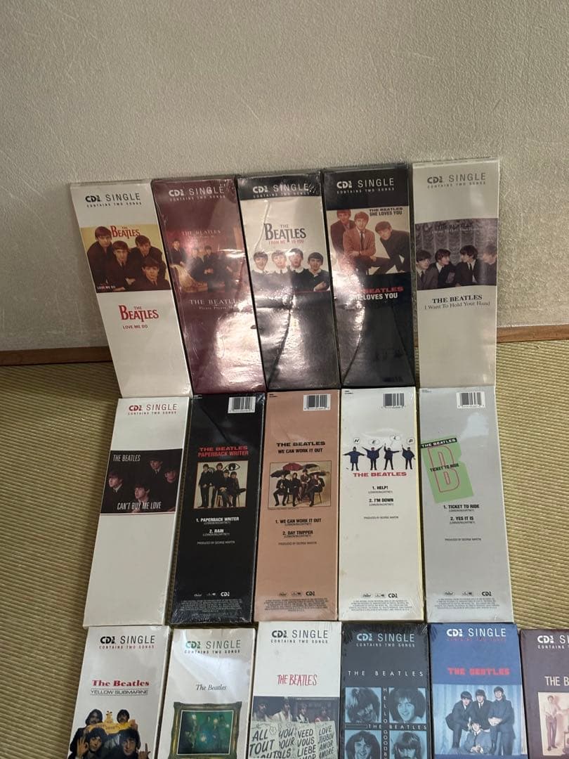 ビートルズ　シングルCD LONG BOX 22セット未開封！
