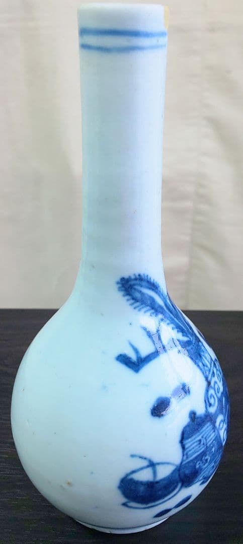 中国陶器 明末清初 草花 染付 景徳鎮 青白磁の花瓶