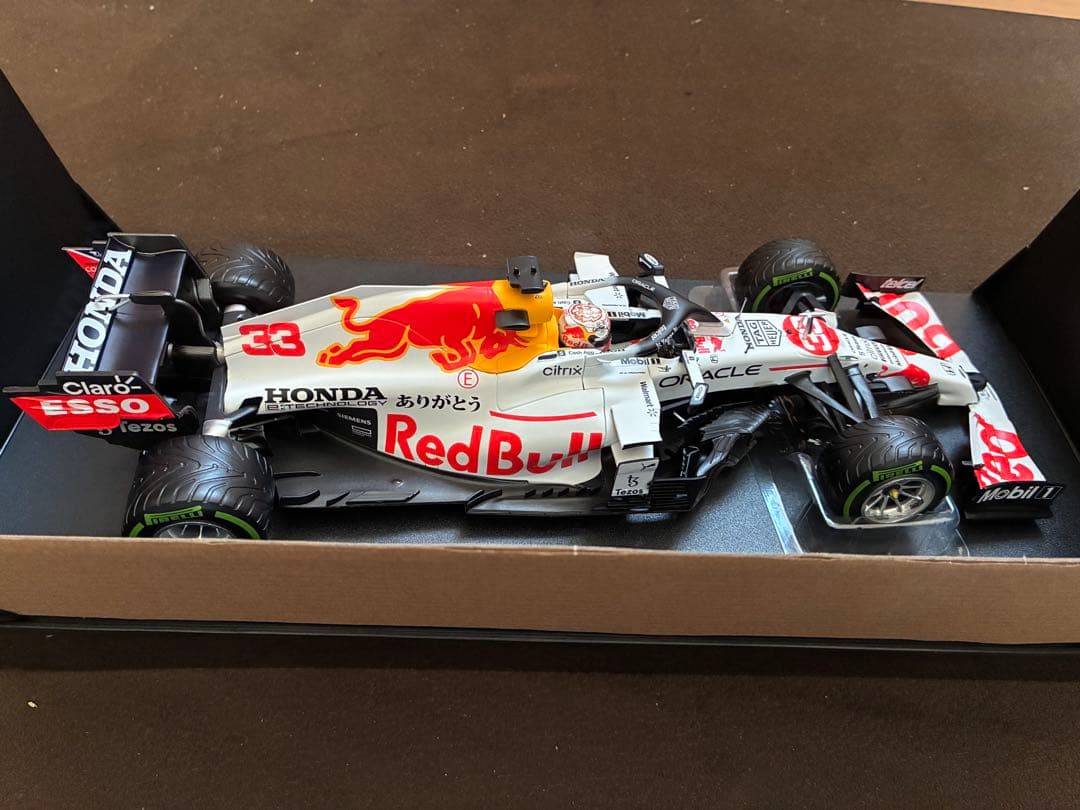 1/18 Red Bull Racing RB16B ありがとうHONDA