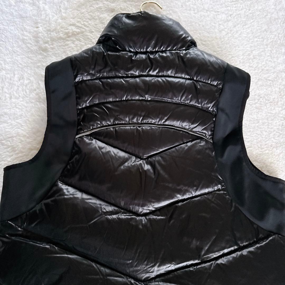 【EMPORIO ARMANI EA7】ダウンベスト ブラック Mサイズ