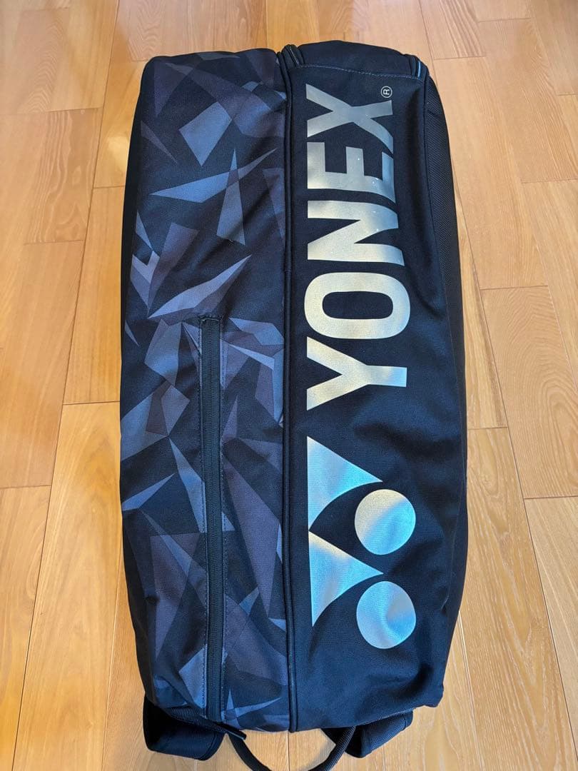 美品YONEX（ヨネックス） ラケットバッグ6 人気カラーブラック