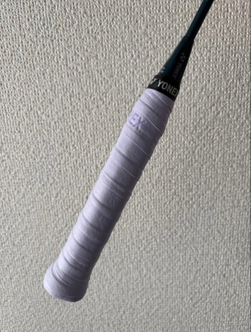 ☆YONEX ヨネックス　ナノフレア 800 ゲーム（NANOFLAR)4U5