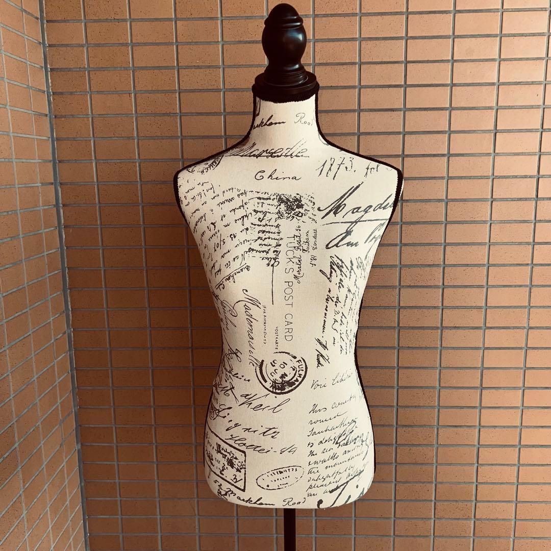 布製マネキン 素敵なデザインです。✨