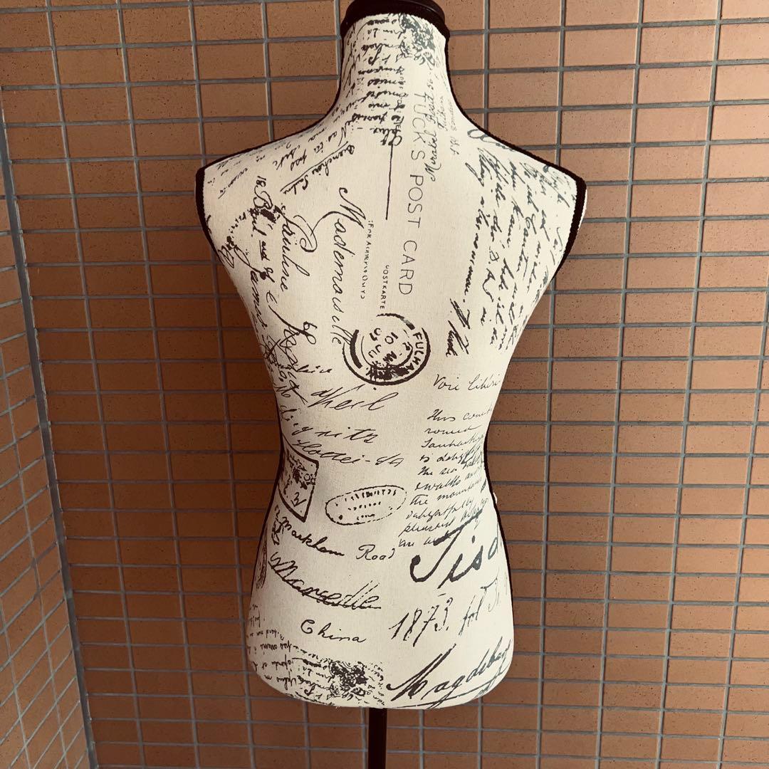 布製マネキン 素敵なデザインです。✨