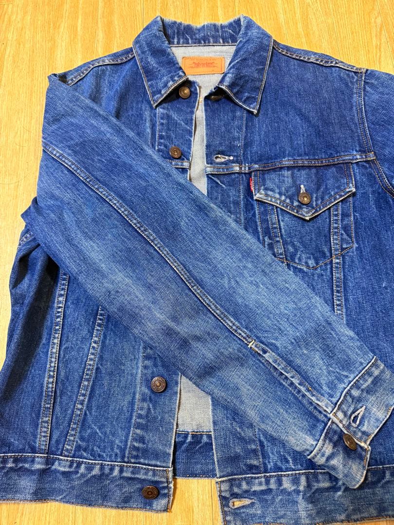 今日限定価格　Levi's 60年代70505 BIGE サイズ44