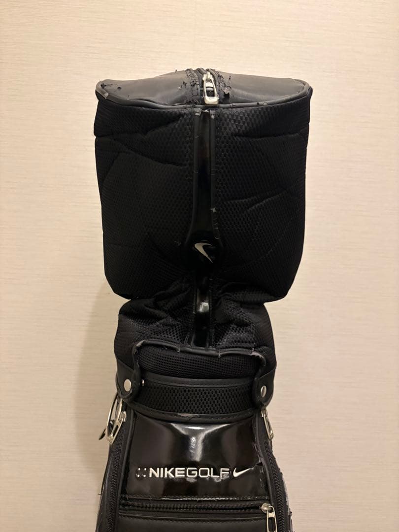 NIKE golf キャディバッグ、フード付き