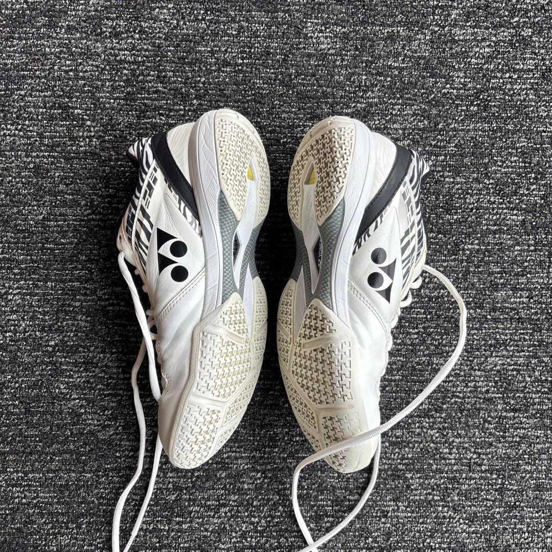 【美品】YONEX パワークッション65z 桃田モデル 26cm