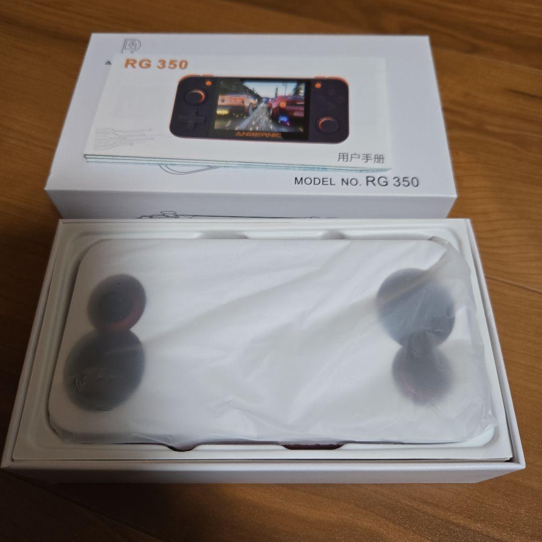 RG350 ポータブルゲームプレイヤー本体 &ケース付き
