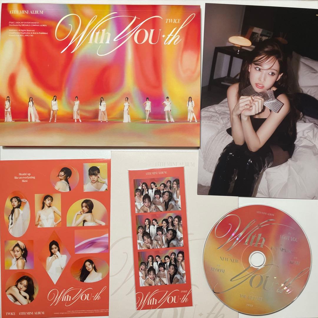 TWICEアルバム、トレカ、まとめ売り