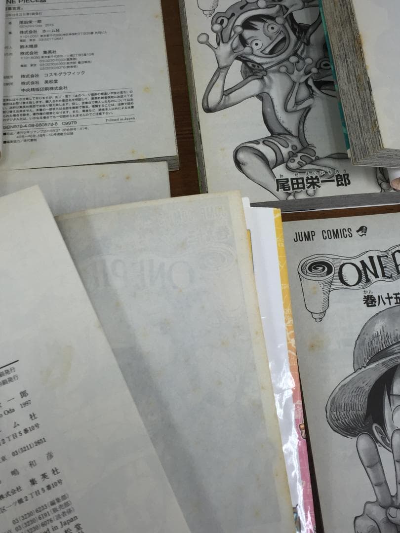 ワンピース　コミック　1-112巻　不揃い　97冊　&巻零等　計100冊セット
