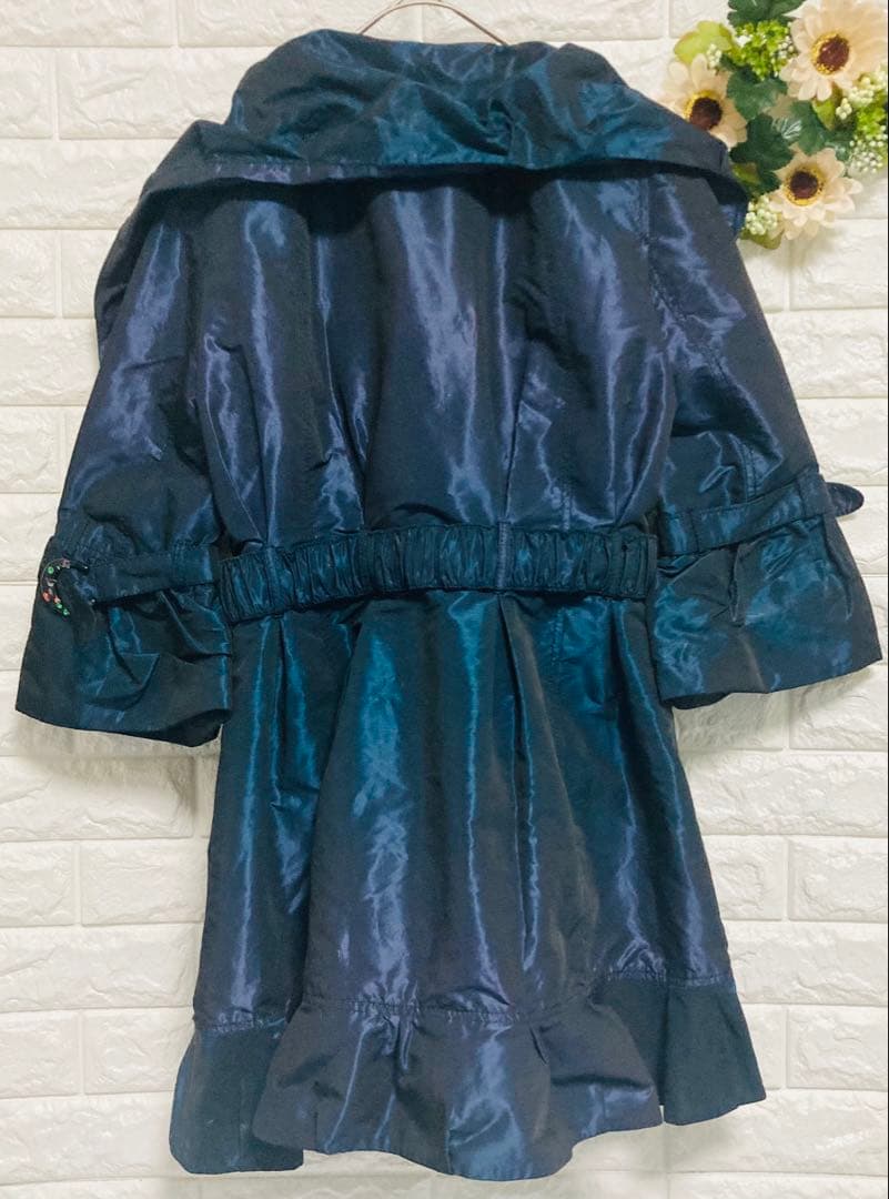 【美品】伊太利屋　キラキラボタンのお洒落なジャケット