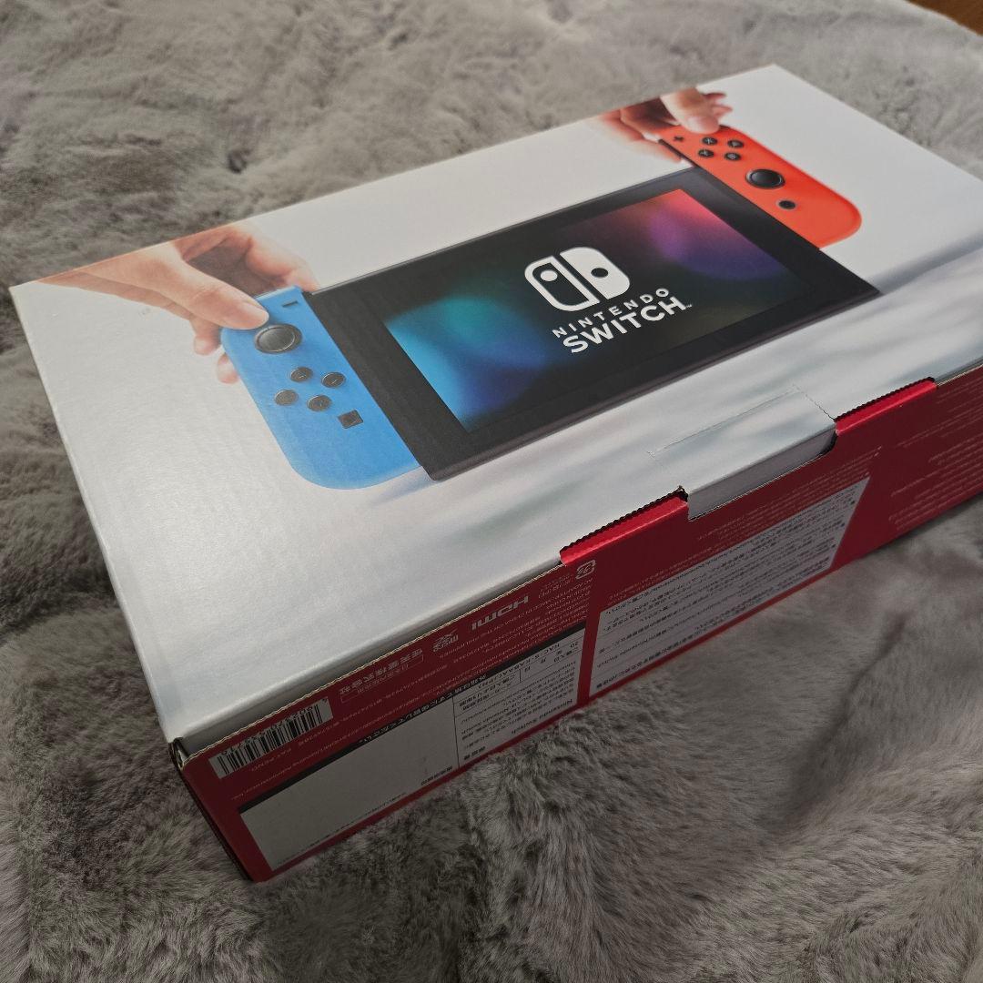 Nintendo Switch 本体 赤/青 ジョイコン付き　+おまけ