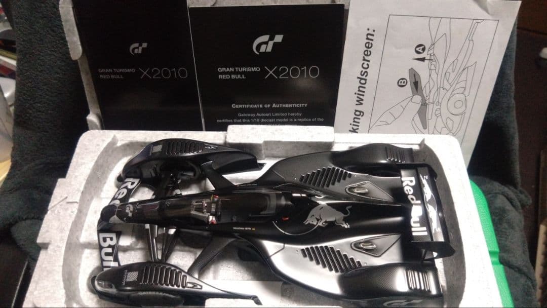 本日まで！AUTOart Redbull X2010 Prototype