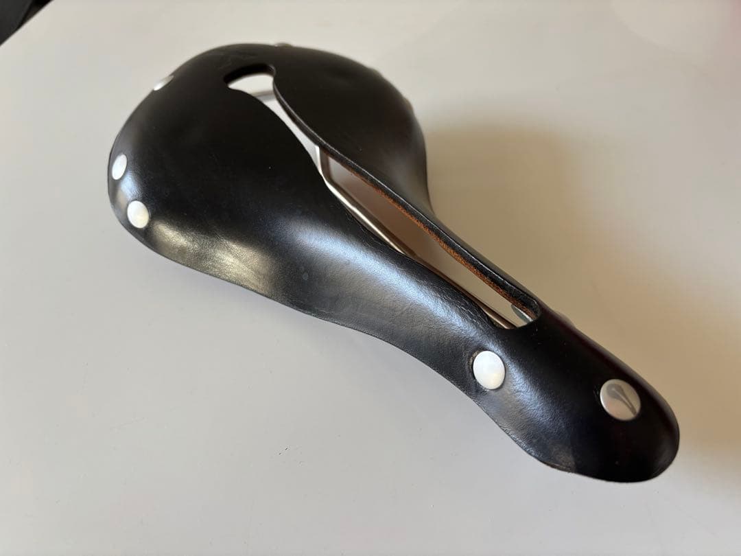 selle anatomica レザーサドル