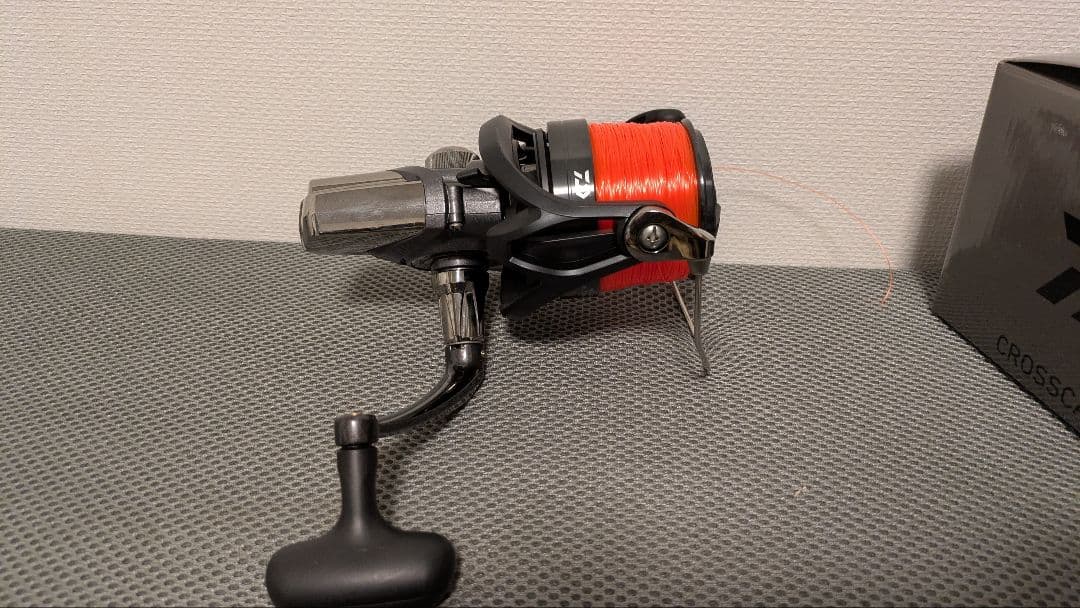 【値下げ中】Daiwa CROSSCAST 5000 スピニングリール