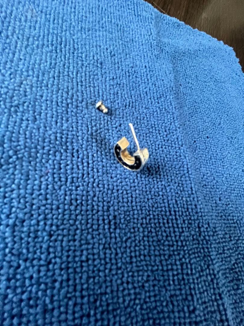 フープピアス(片耳用)