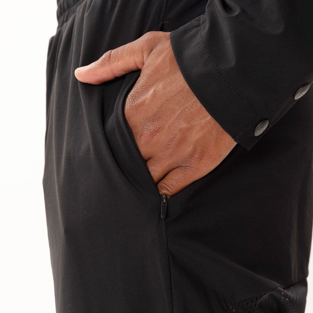 新品ATHLETAトレーニングパンツo-rei黒