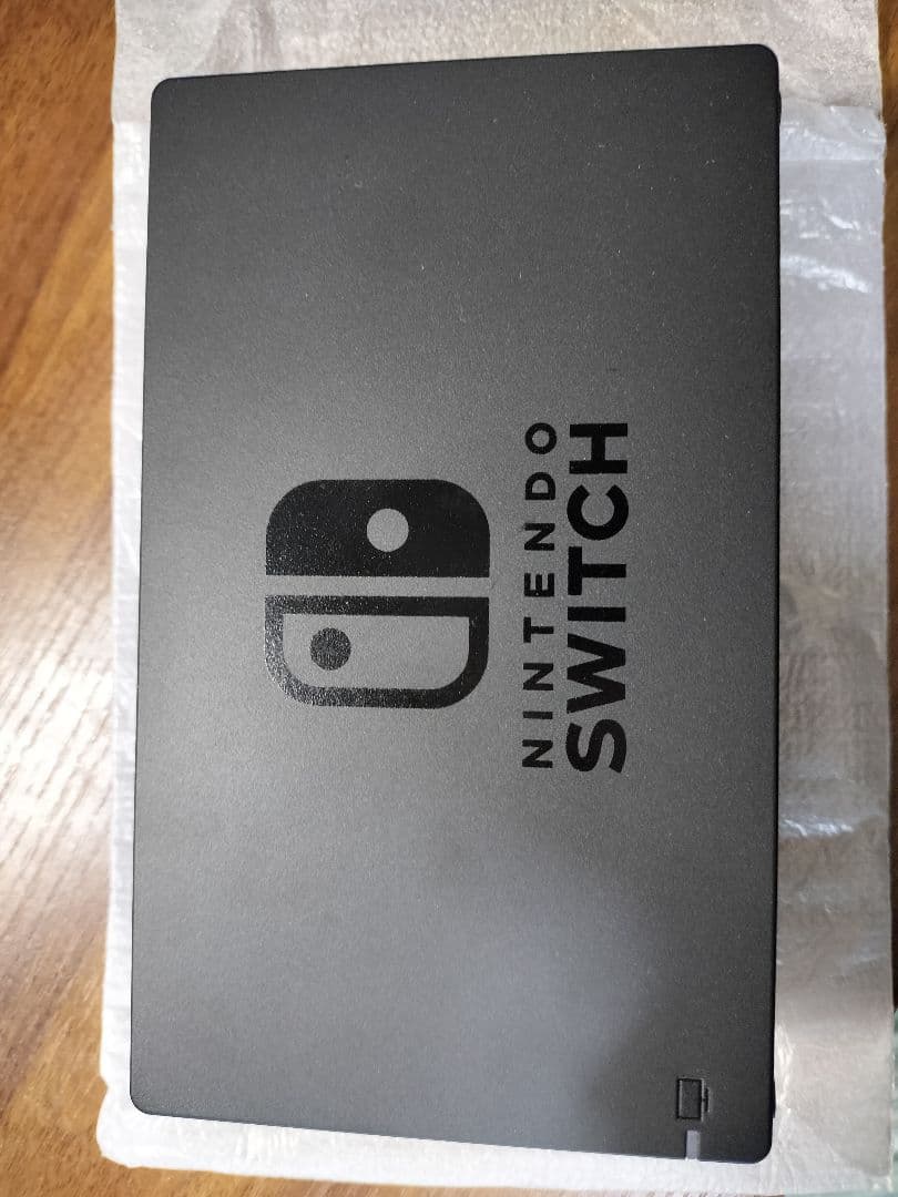 超美品 Nintendo Switch 本体+ゲームパッド(コントローラ未使用)