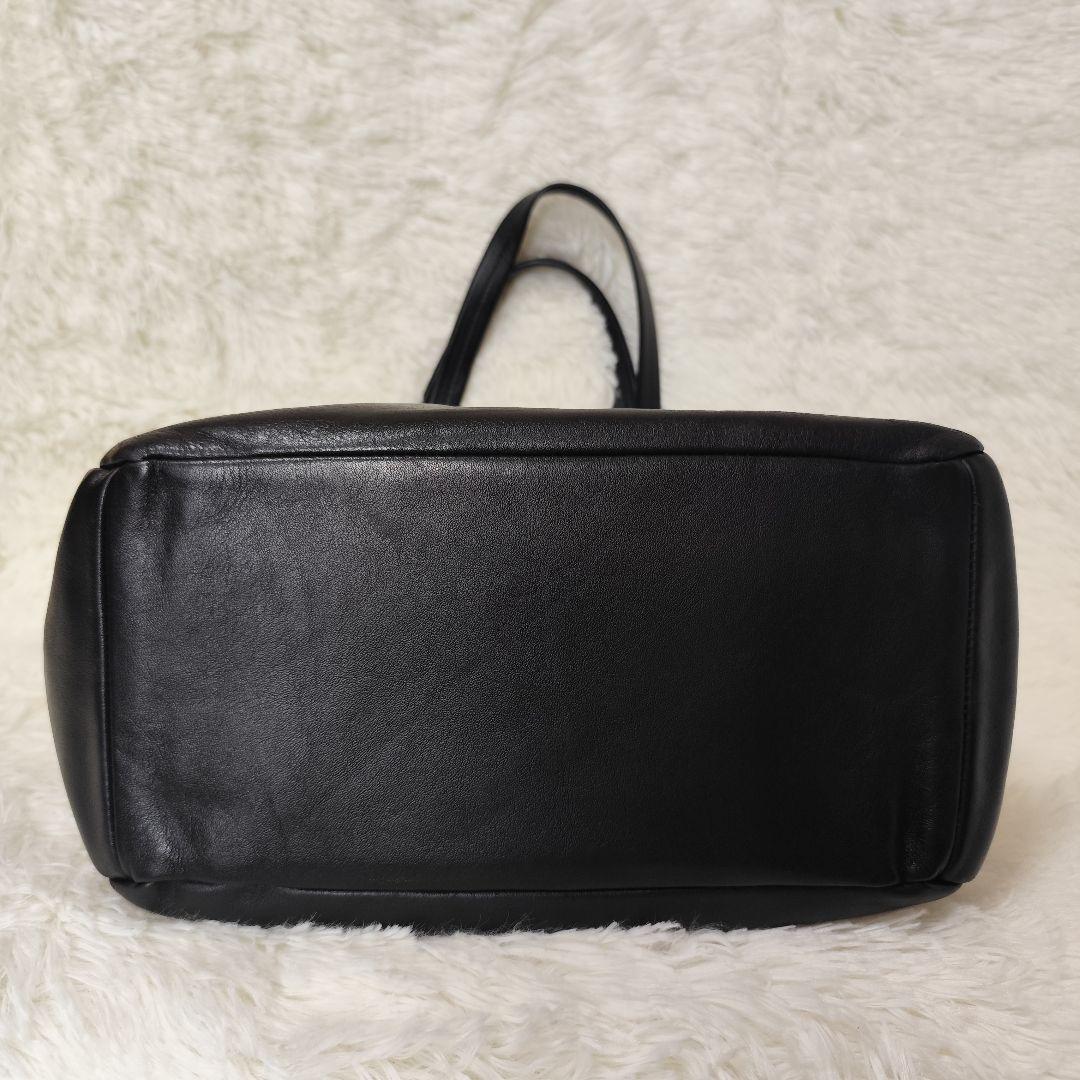 UNITED ARROWS レザー トートバッグ 黒 A4収納 肩がけ ブラック