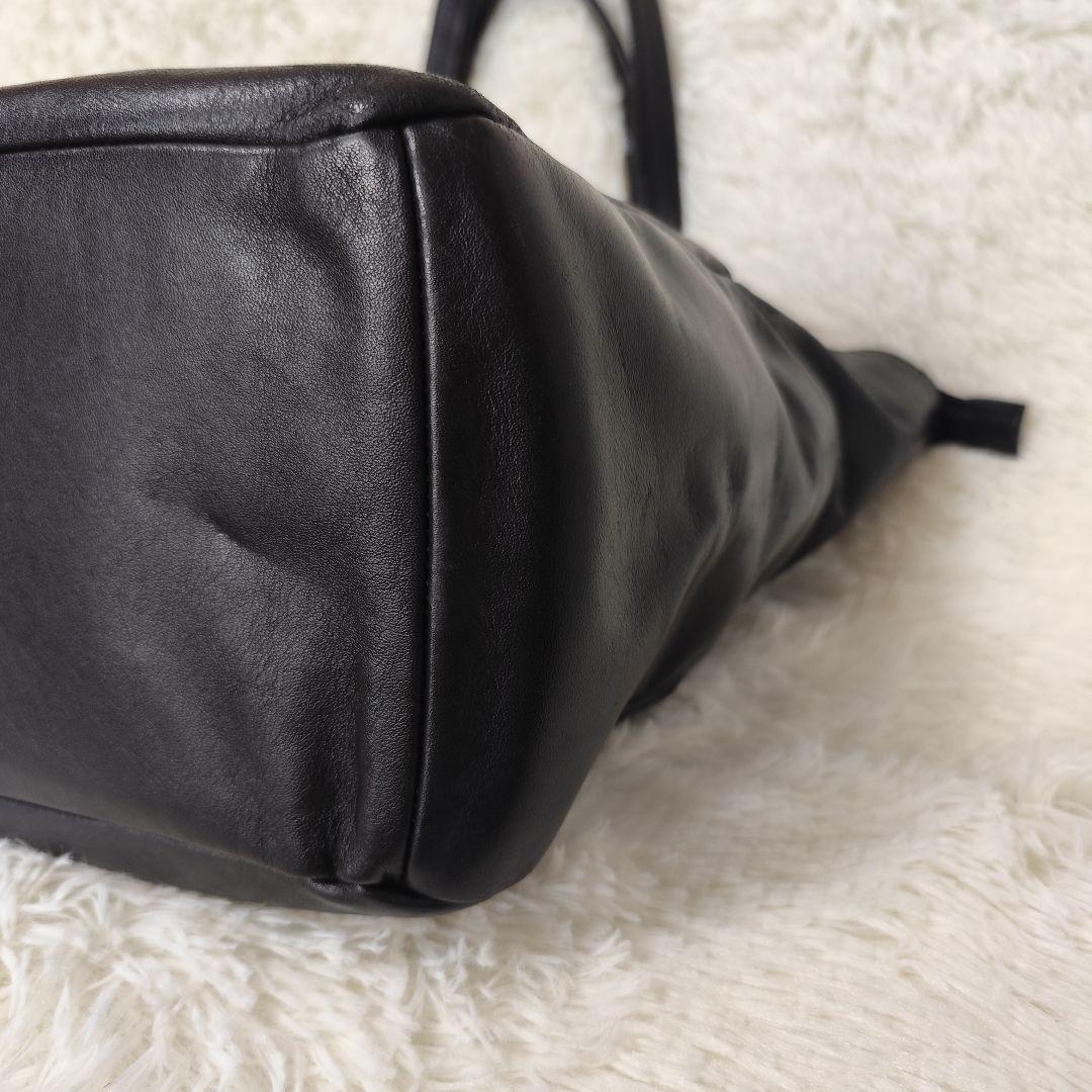 UNITED ARROWS レザー トートバッグ 黒 A4収納 肩がけ ブラック