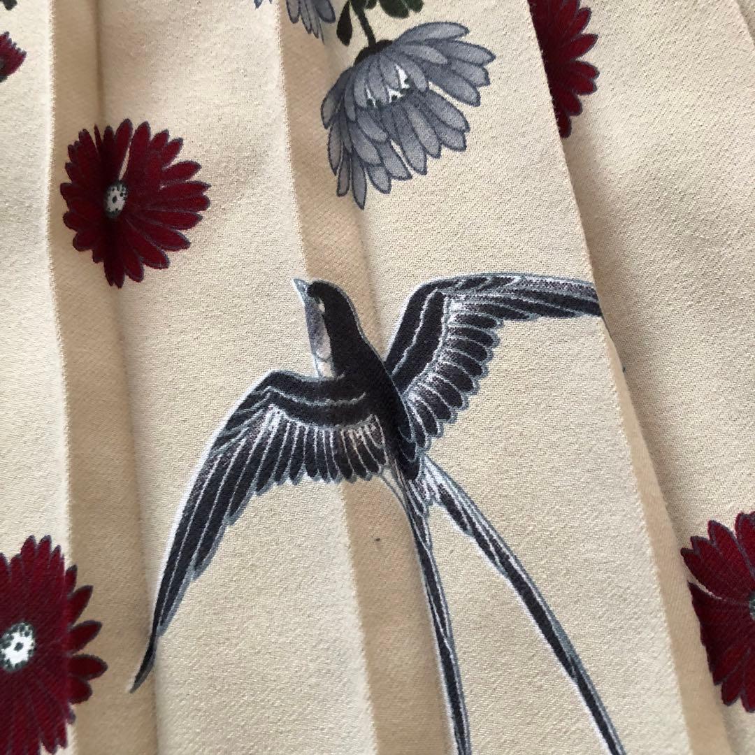 美品✨ふりふ【F】コットン混バッグプリントプリーツシャツ　和柄　菊燕　ゆったり
