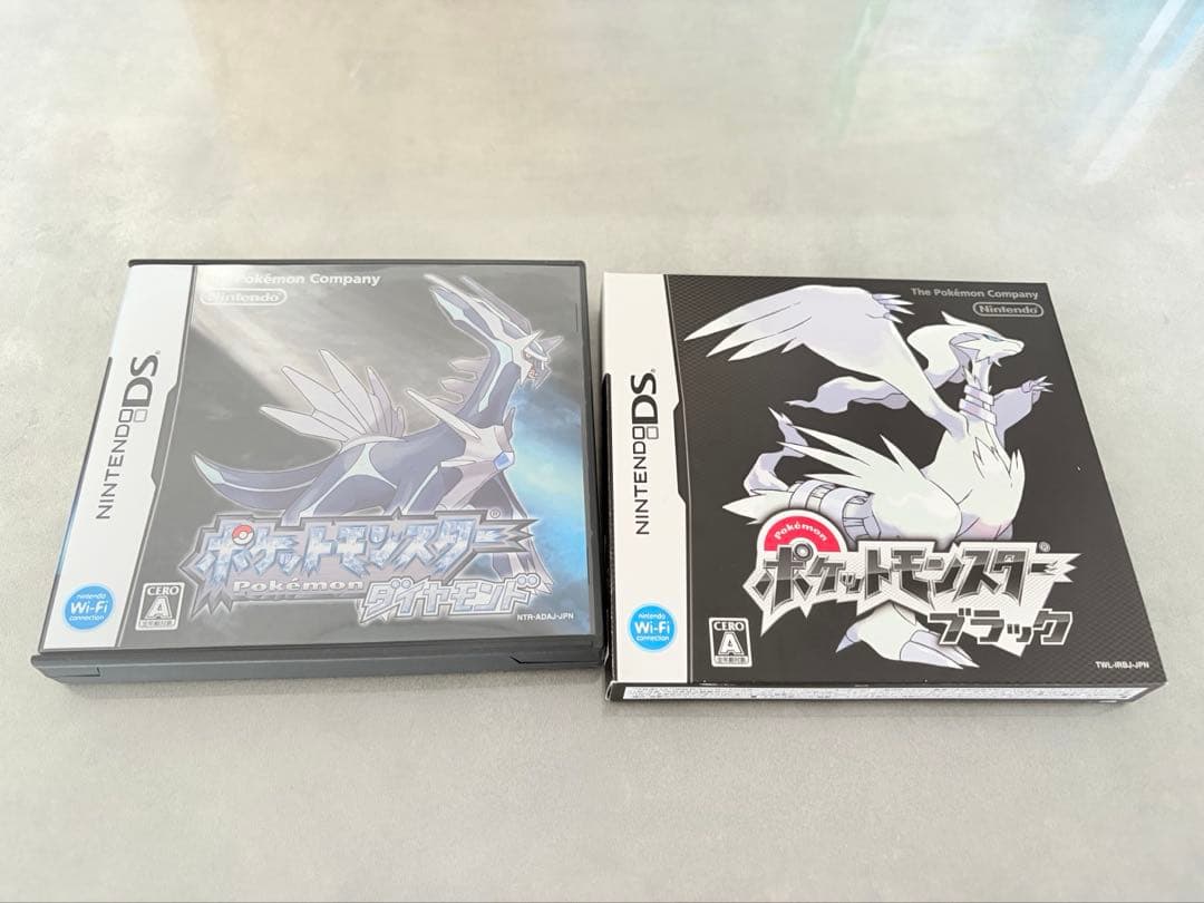 ミ*ト様 【希少/外箱付き完品】ポケモンDS 2個セット（ブラック・ダイヤモンド