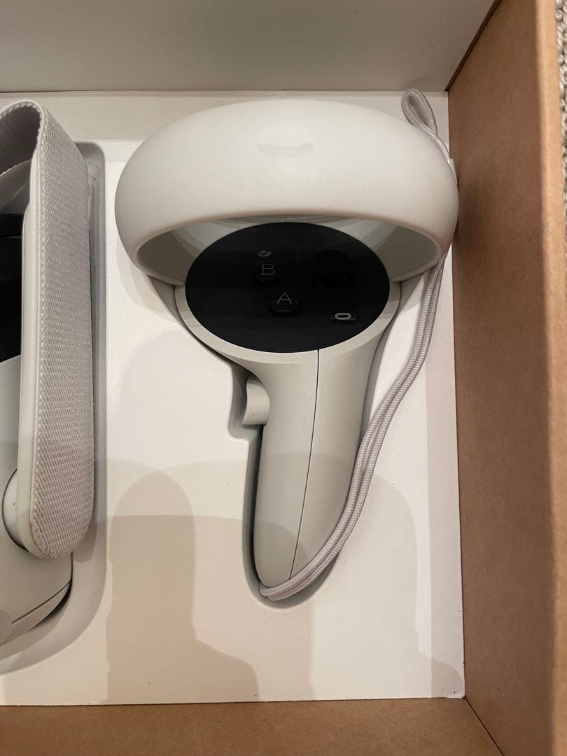  Quest 2 VRヘッドセット64GB