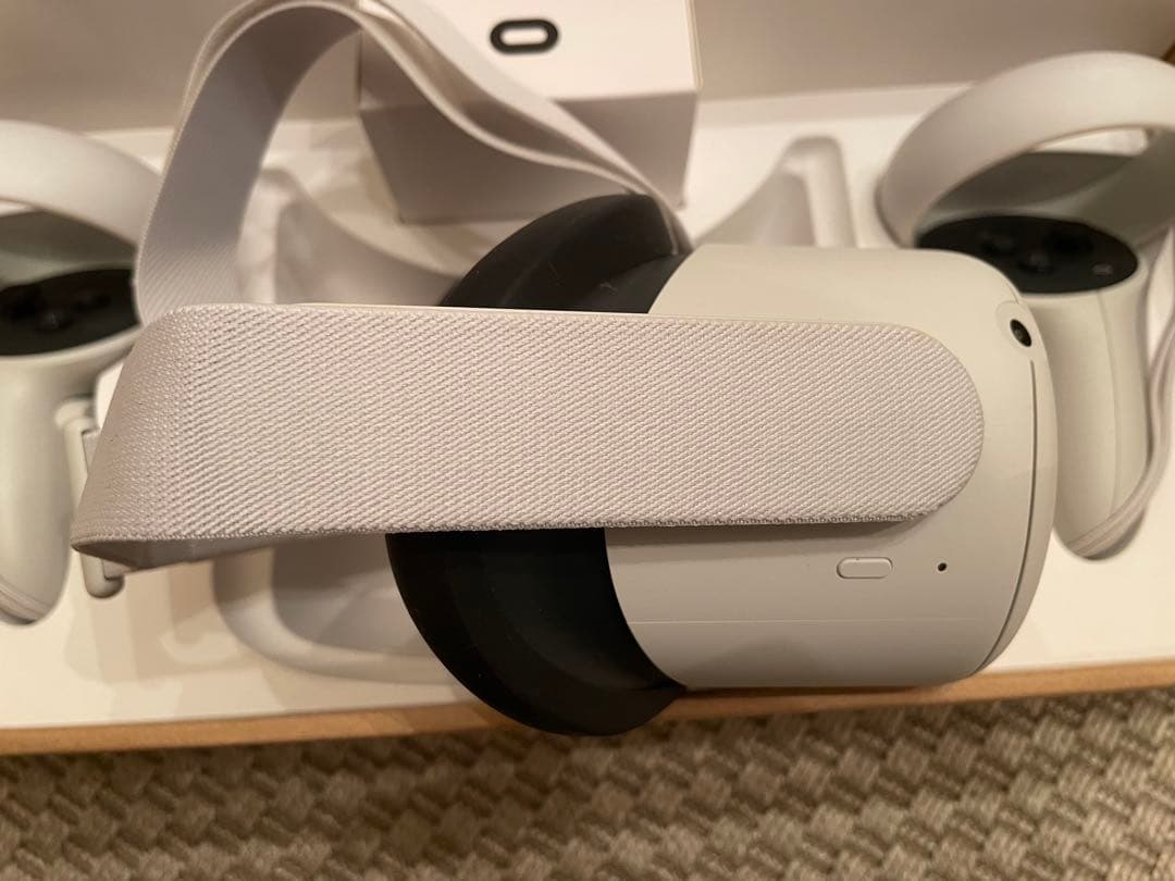  Quest 2 VRヘッドセット64GB