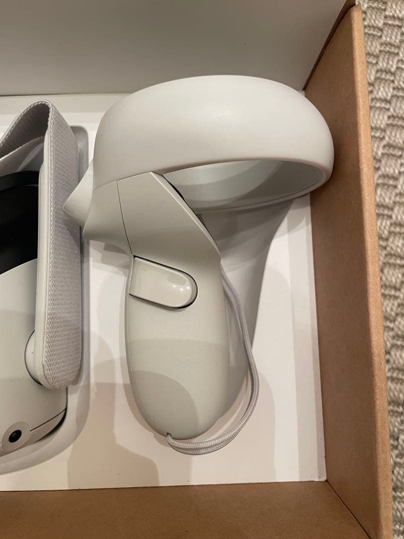  Quest 2 VRヘッドセット64GB