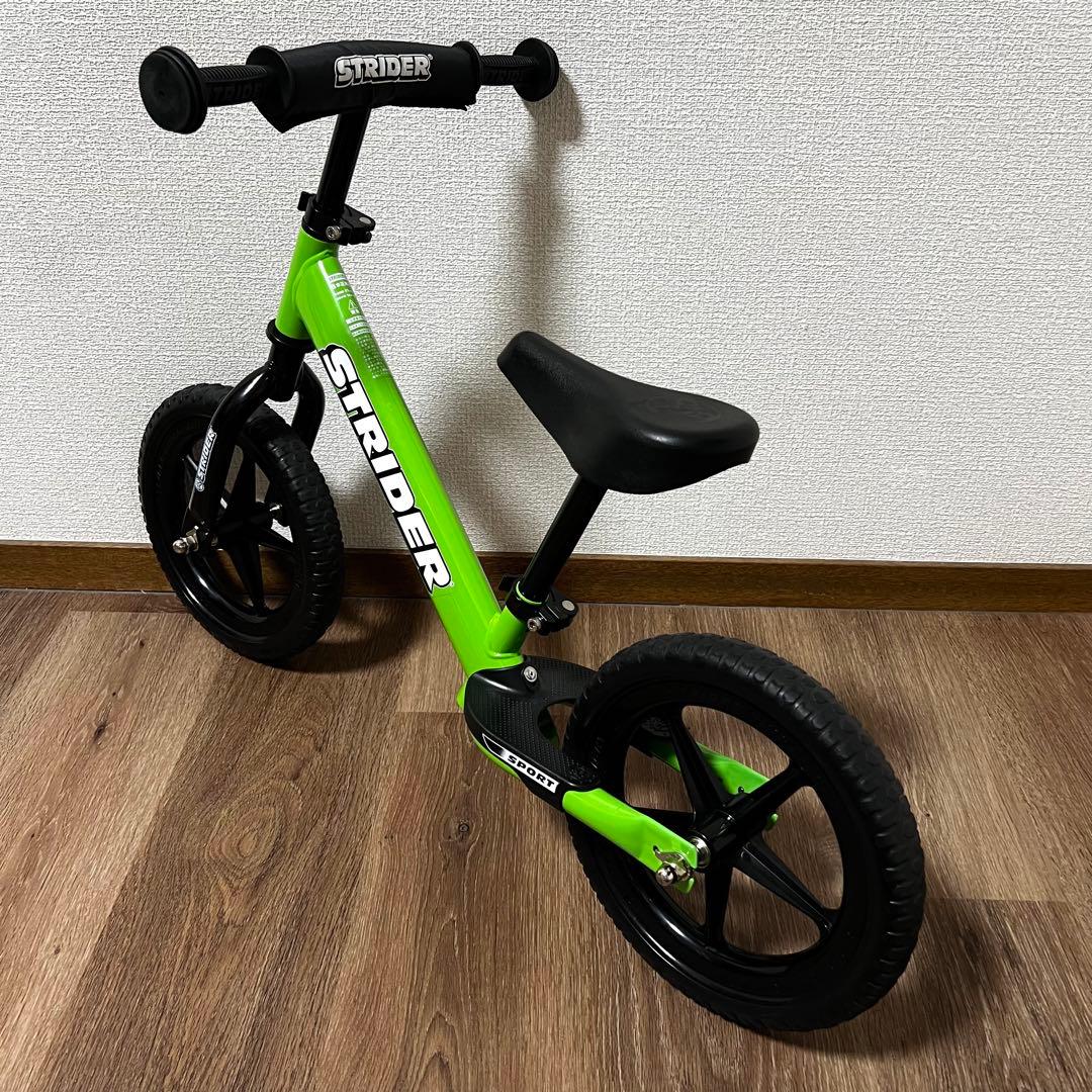 STRIDER ストライダー 12インチ スポーツモデル 緑 グリーン