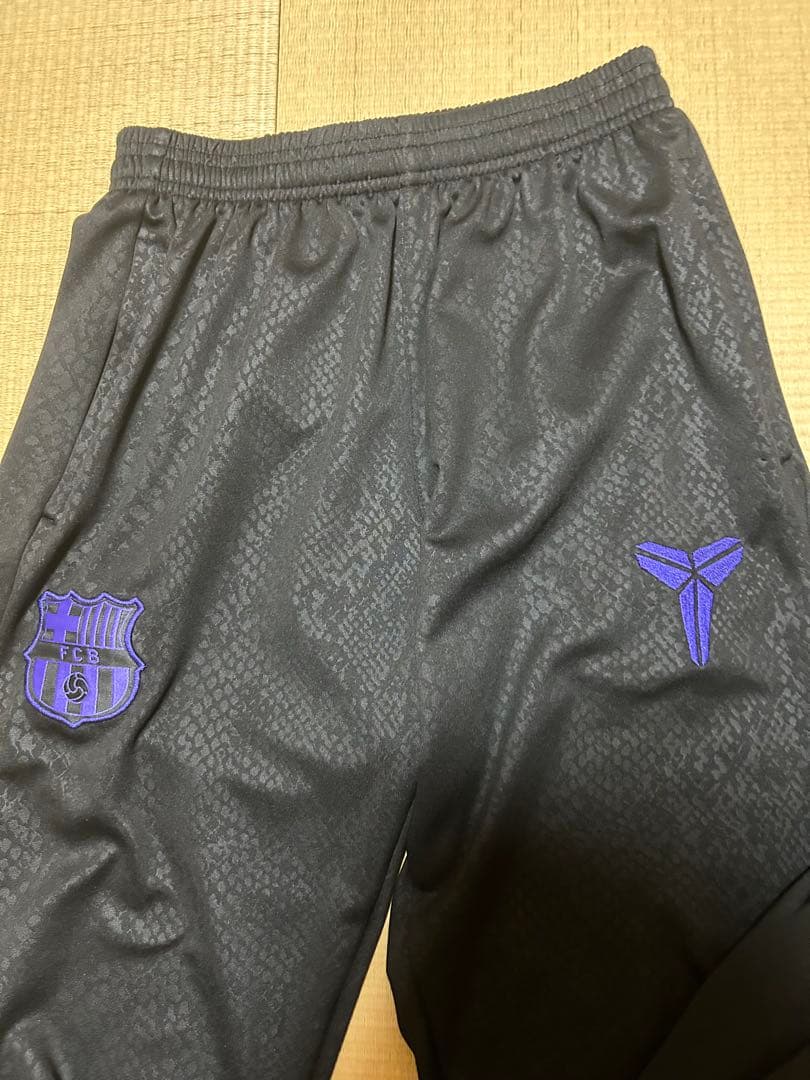 バルセロナ25/26コービーコラボ練習着