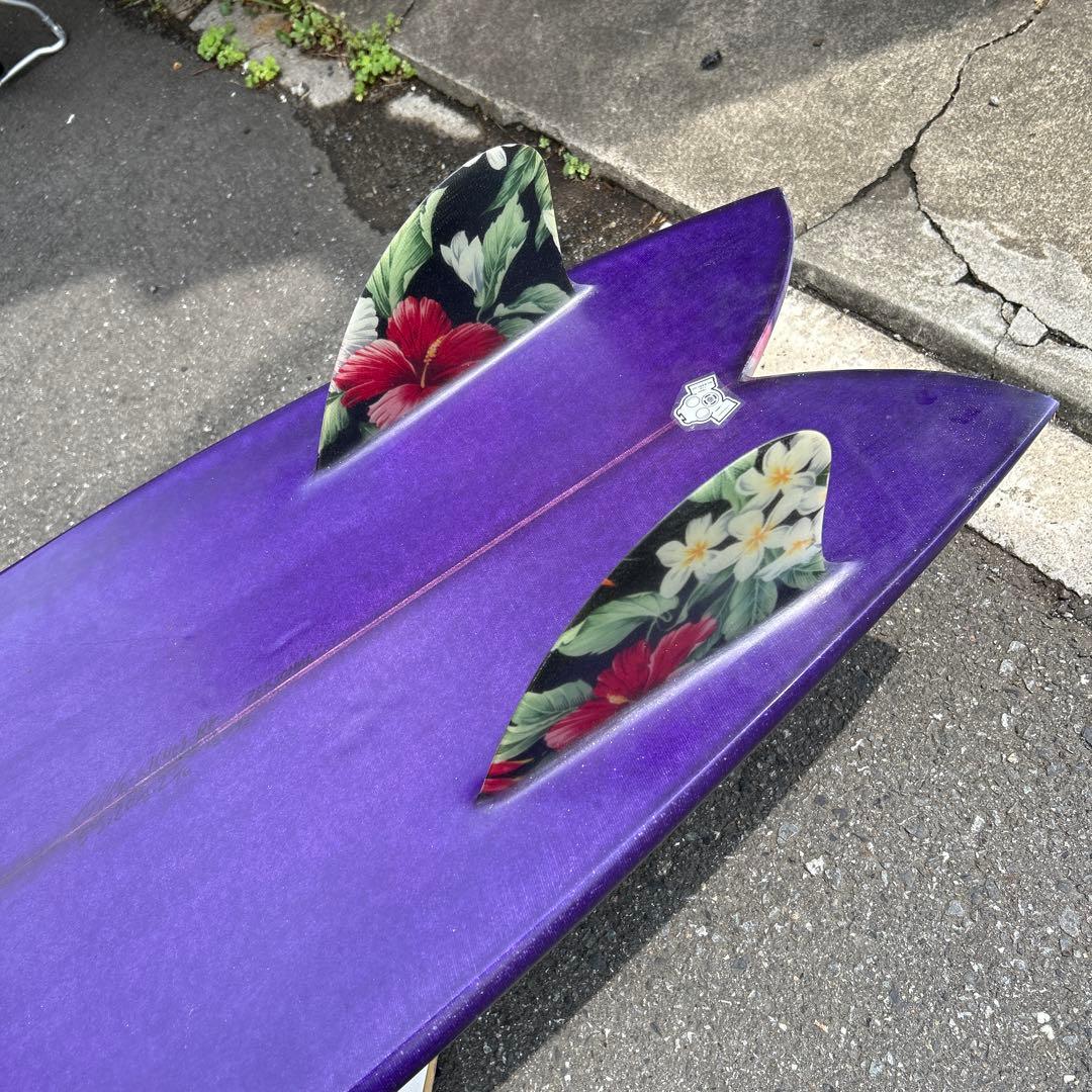 DEADKOOKS twin フィン　サイズ5.6 お値引き不可