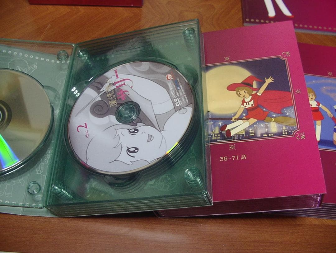 魔法使いサリーDVD Box 全109話収録DVD19枚、ブックレット付き