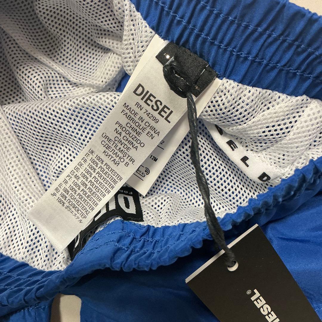 洗練されたデザイン　DIESEL BABY Tシャツ & スイムパンツ 12M