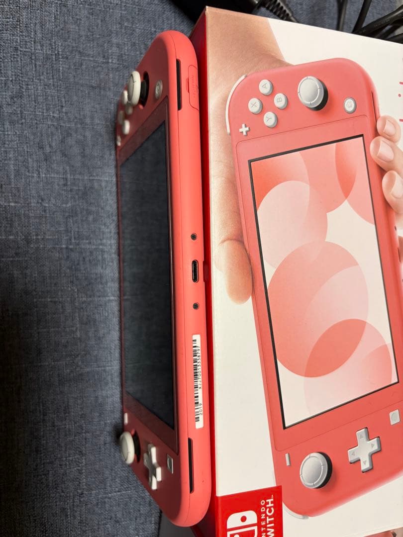 Nintendo Switch Lite コーラル 本体 充電器sdカード　付き
