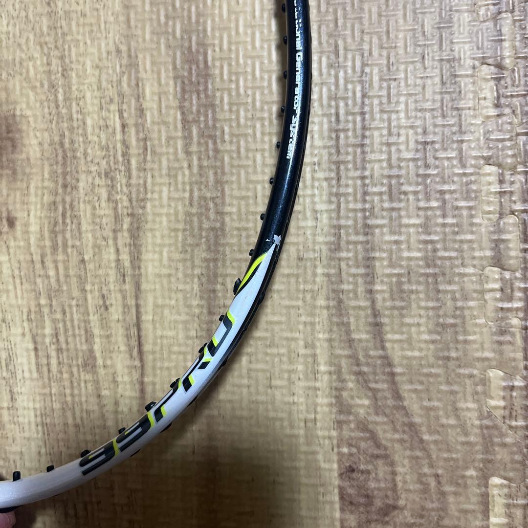 バドミントンラケット アストロックス99Proサイズ ホワイト/ブラック