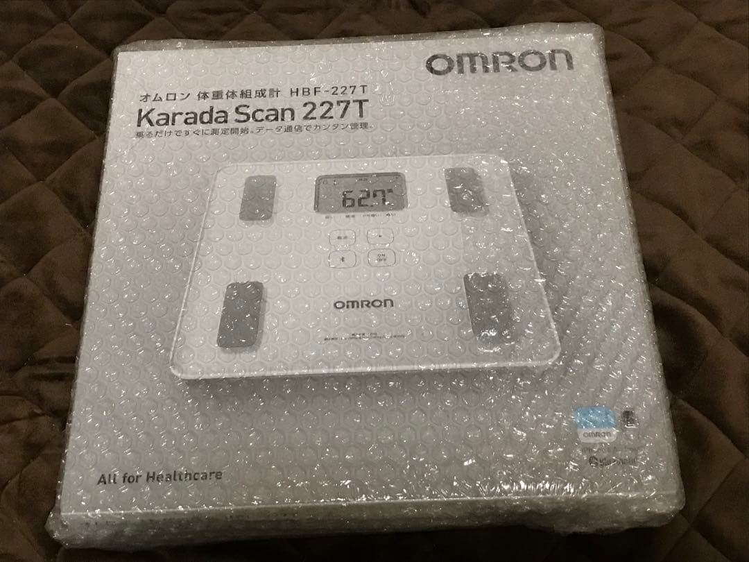 オムロン 体重体組成計 多機能体重計！送料無料！