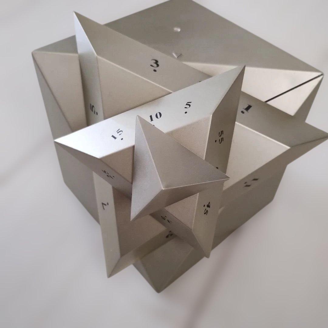 CUBE　時計
