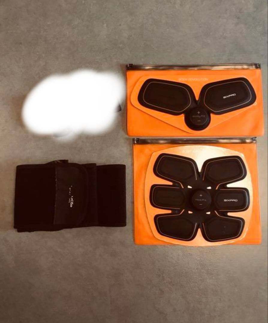 【値下げしました】シックスパッド（absfit、bodyfit）電池式