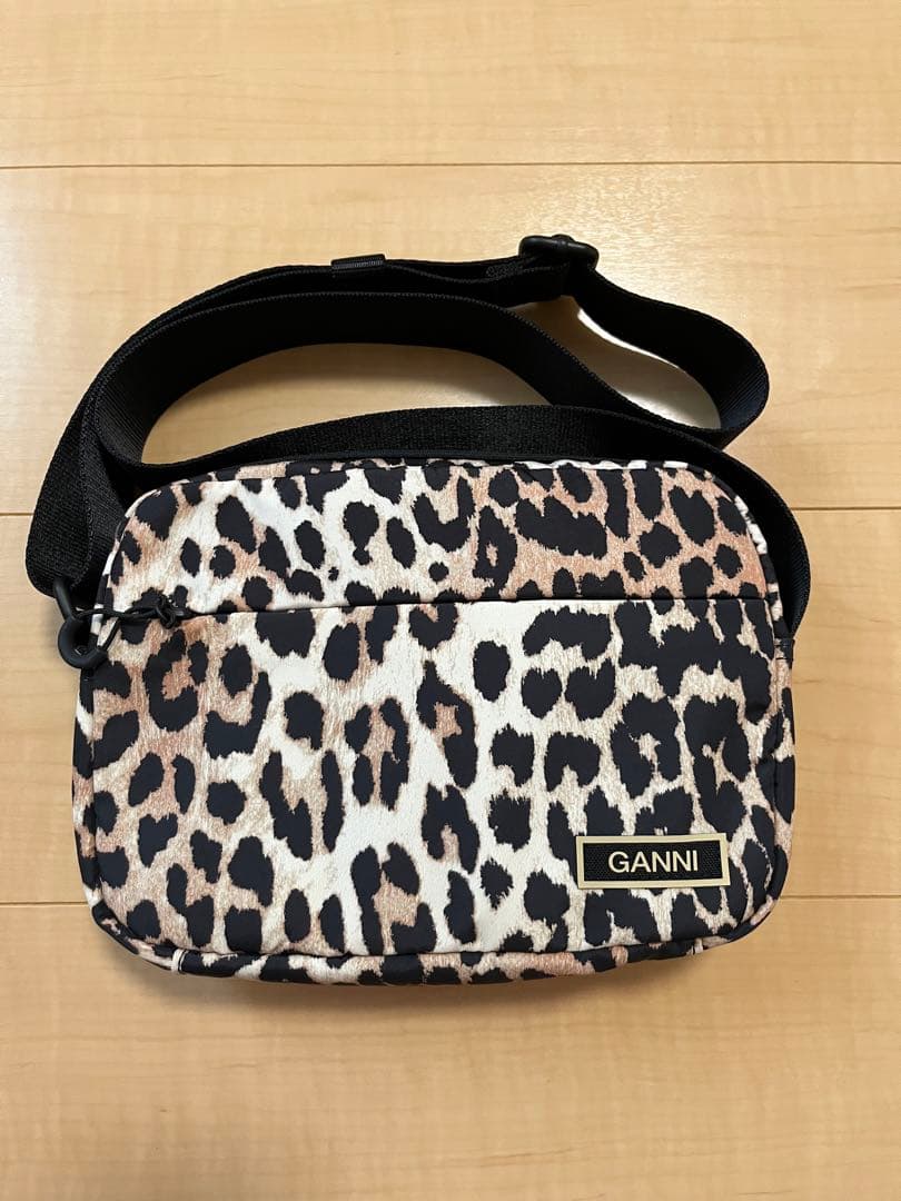 GANNI バッグ　ヒョウ柄