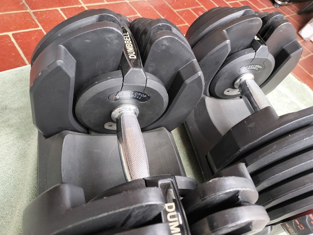 DUMBBELL 可変式ダンベル 最大40kg 片側A