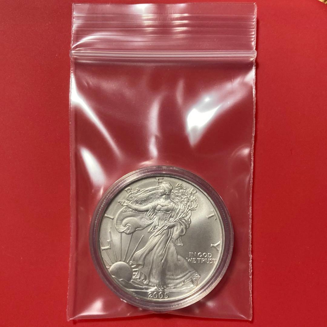 アメリカ　イーグル銀貨　1オンス　31.2g　2005　ケース付