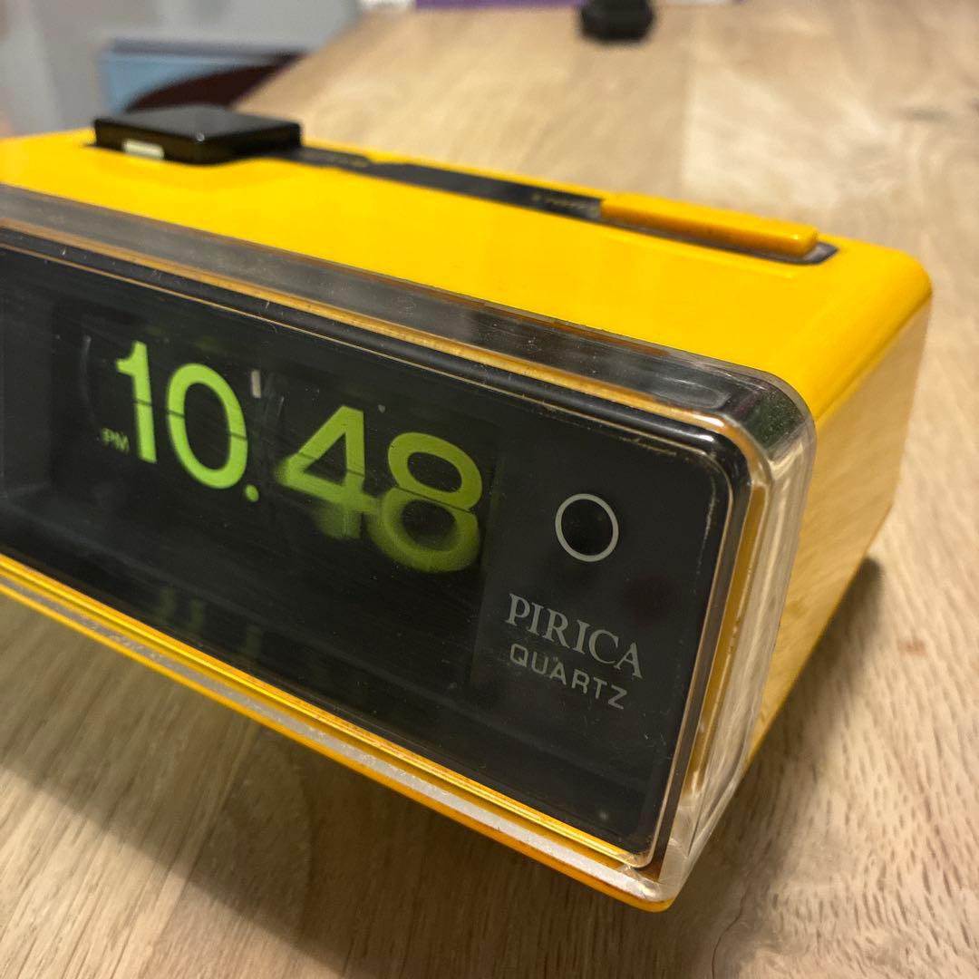 リズム時計　PIRICA イエロー パタパタ置時計