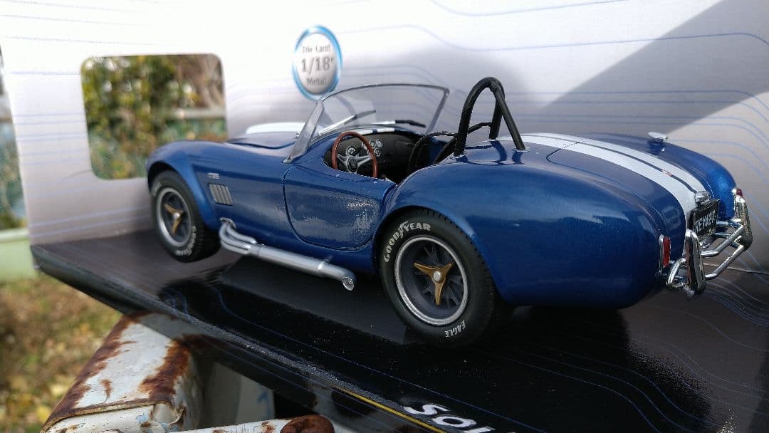コブラミニカー 1/18