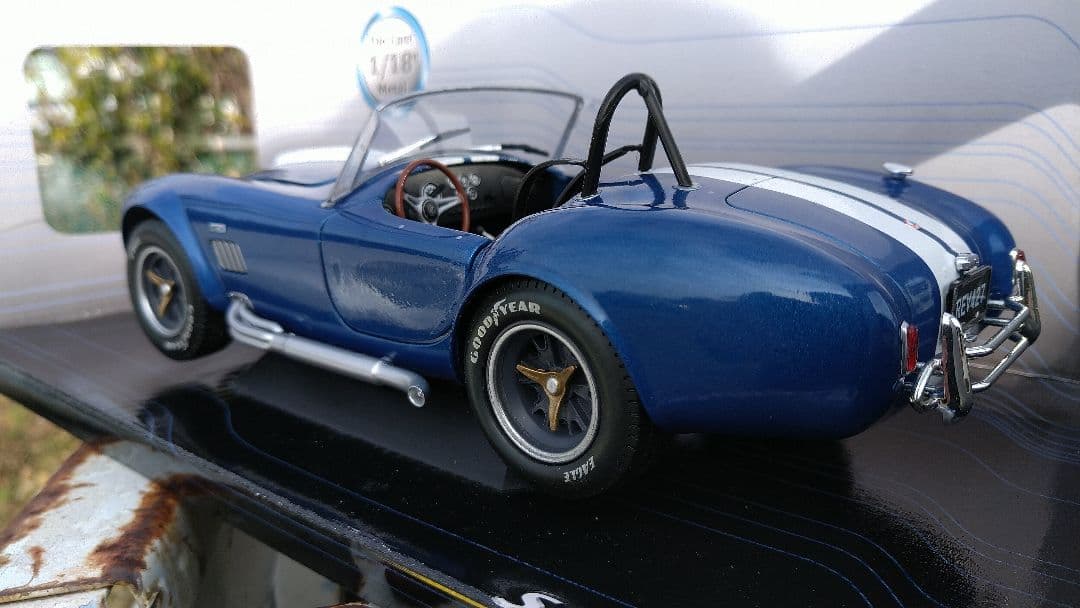 コブラミニカー 1/18